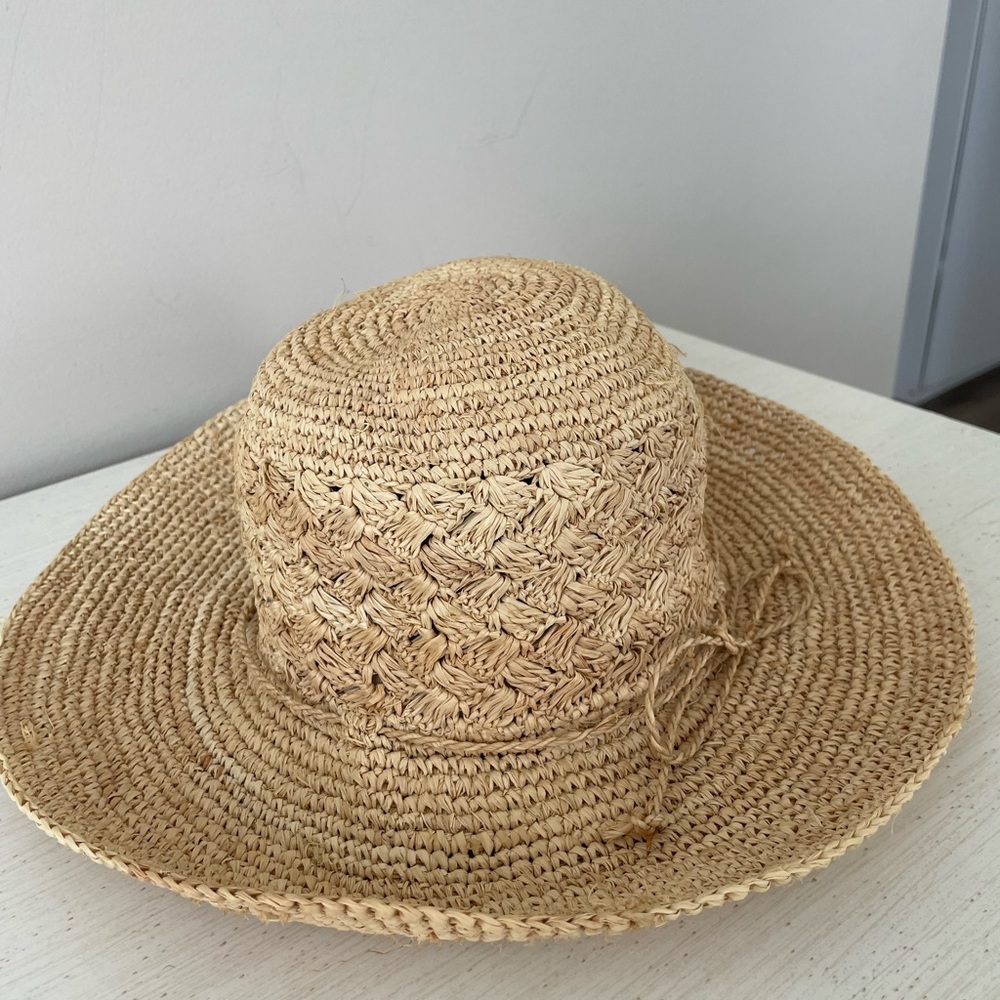 Floppy straw hat
